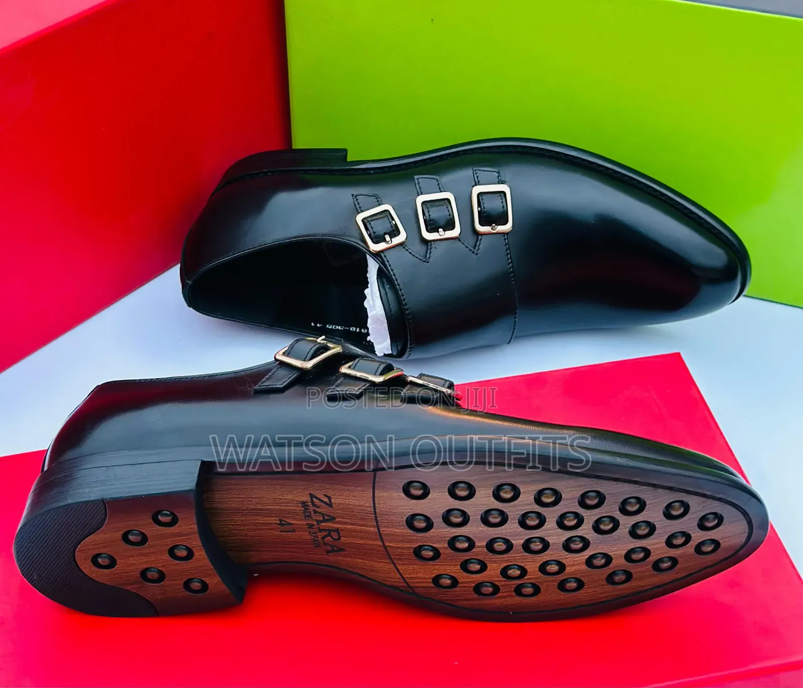 Men's Shoes Very Hot With Three Buckles on Top