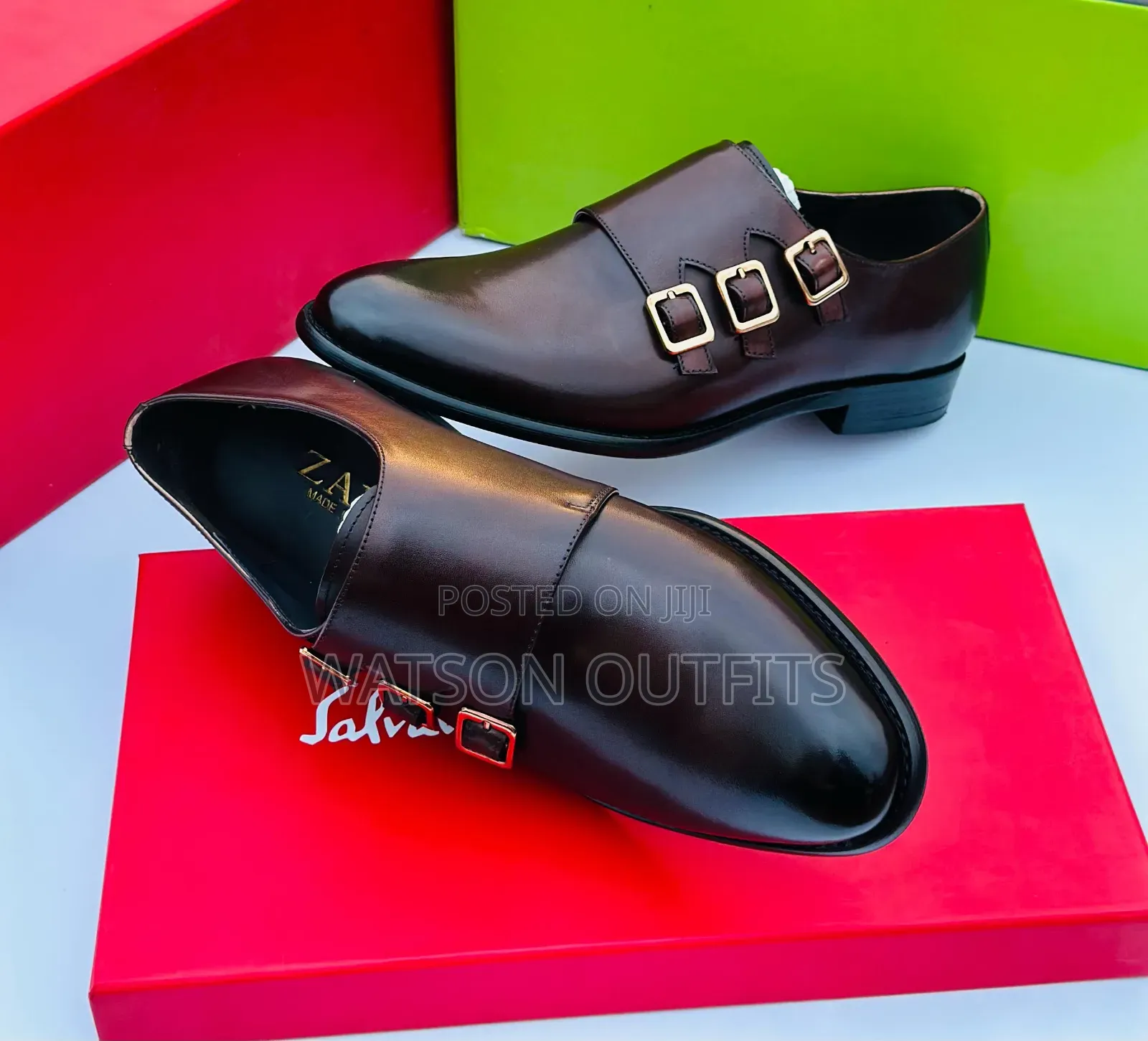 Men's Shoes Very Hot With Three Buckles on Top