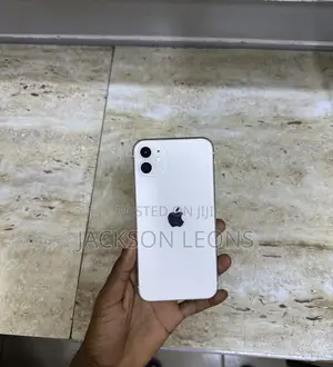 Apple iPhone 11 64 GB White