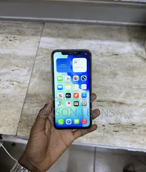 Apple iPhone 11 64 GB White