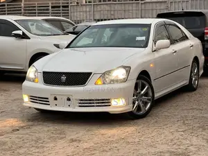 Toyota Crown 2005 Pearl