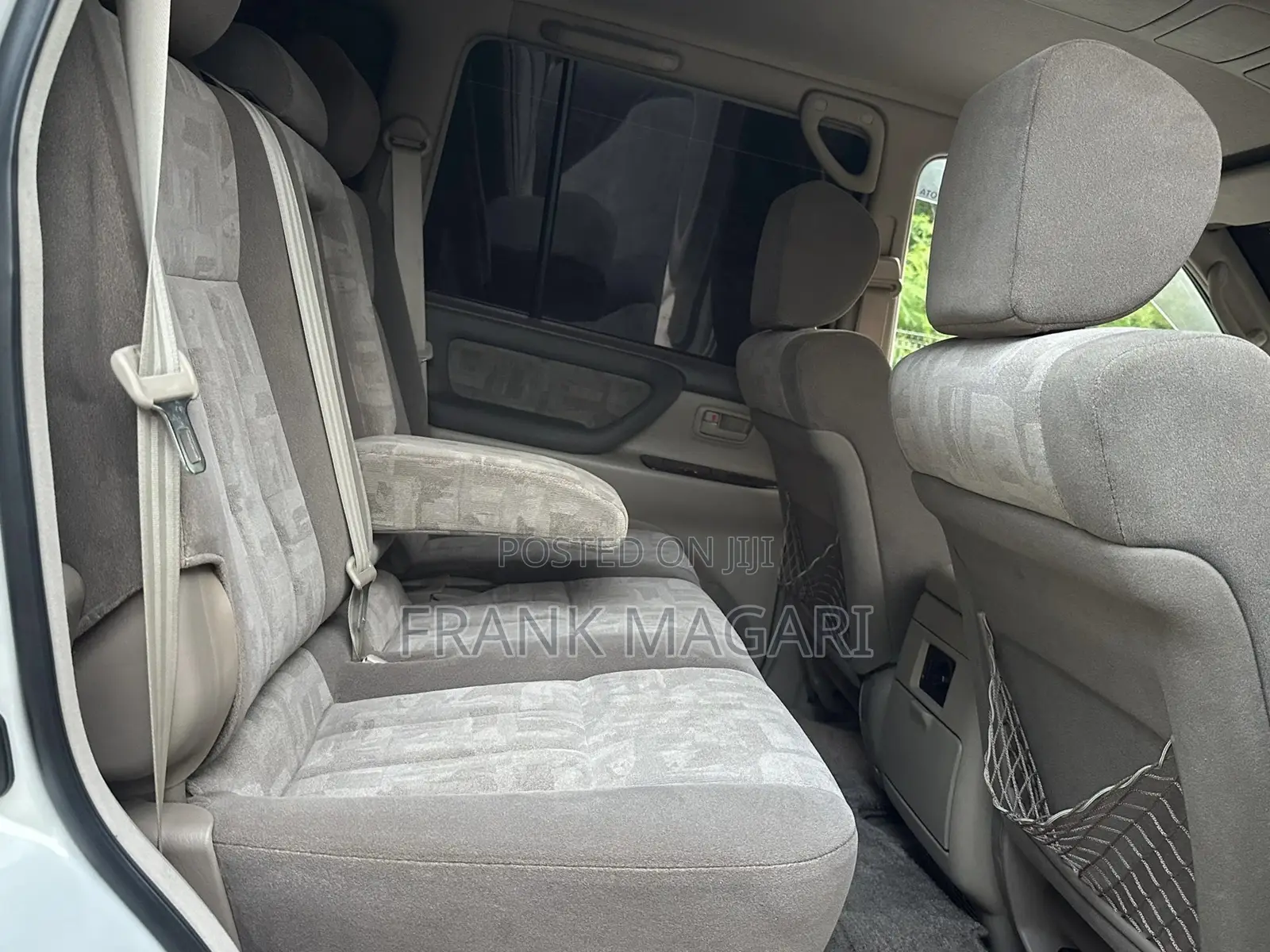 Toyota Land Cruiser 2000 White