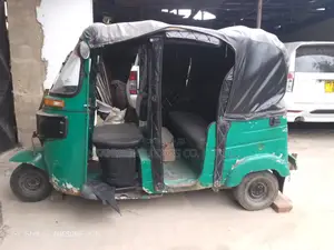 Bajaj RE 2020 Green