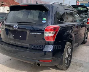 Subaru Forester 2.5i Premium PZEV 4dr SUV AWD (2.5L 4cyl 6M) 2014 Black