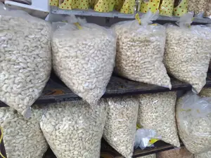 Unsalted Raw Cashew Nuts