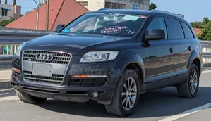 Audi Q7 2011 Gray