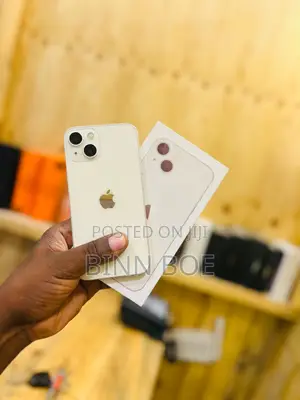 New Apple iPhone 13 128 GB White