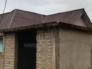 Jengo La Hospitali Linauzwa Goba