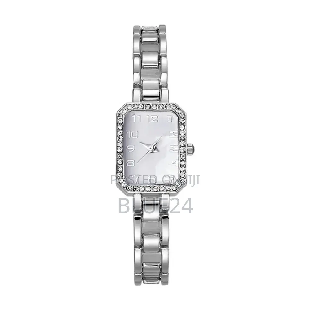 Watch Light Luxury Women's New Office Square Digital Leisure Hollow