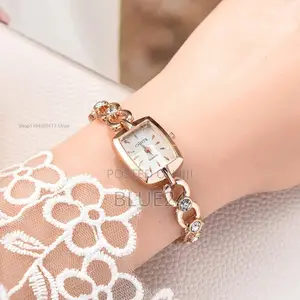 Minimalist Square Dial Chain Strap Delicate High-Value Vintage Quartz