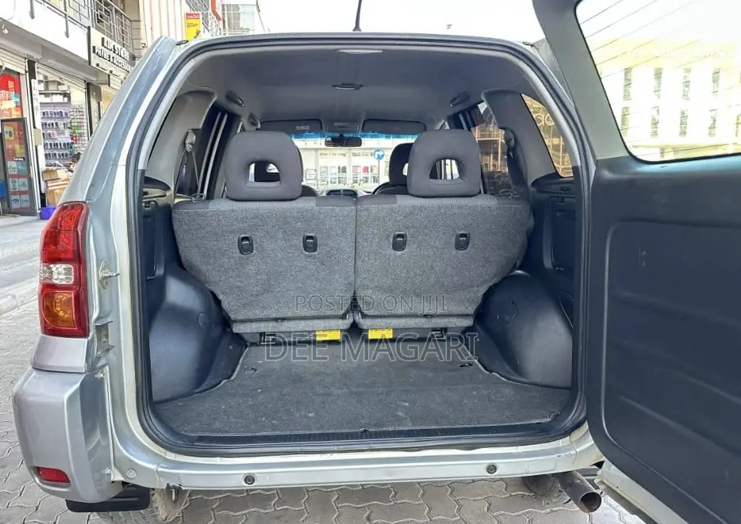 Toyota RAV4 1.8 2005 Silver