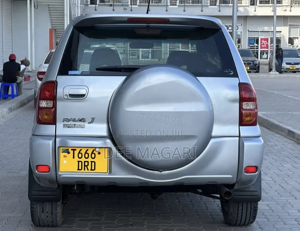 Toyota RAV4 1.8 2005 Silver