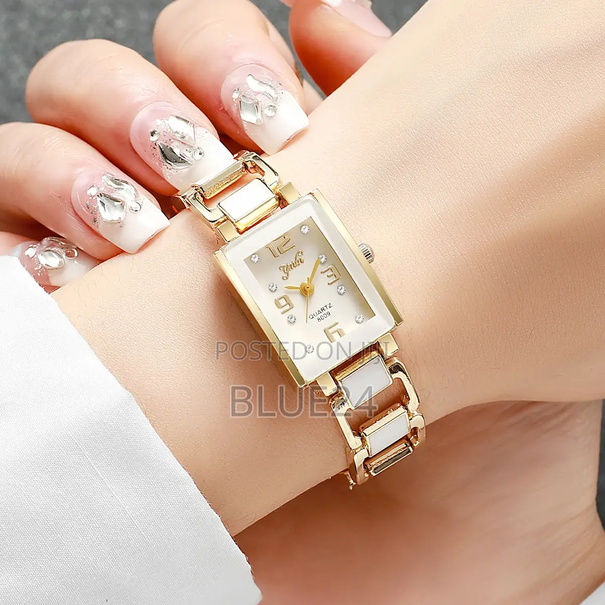 Elegant Women Watches Fashion Square Dial Quartz Wristwatch for Ladies