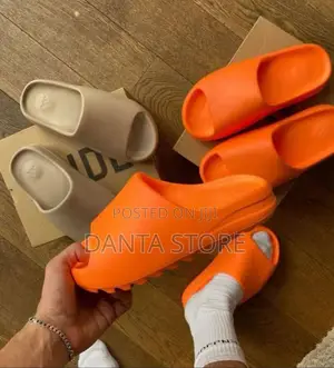 Yeezy Crocs Unisex