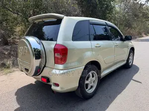 Toyota RAV4 2005 Green