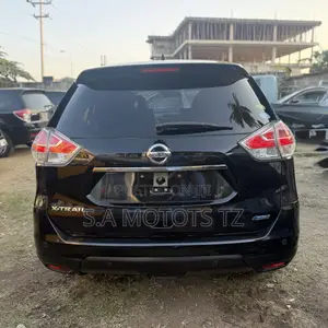 Nissan X-Trail 2.0 Petrol AWD 2015 Black