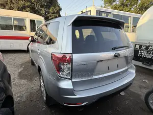 Subaru Forester 2.0D X 2011 Silver