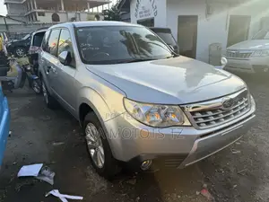 Subaru Forester 2.0D X 2011 Silver