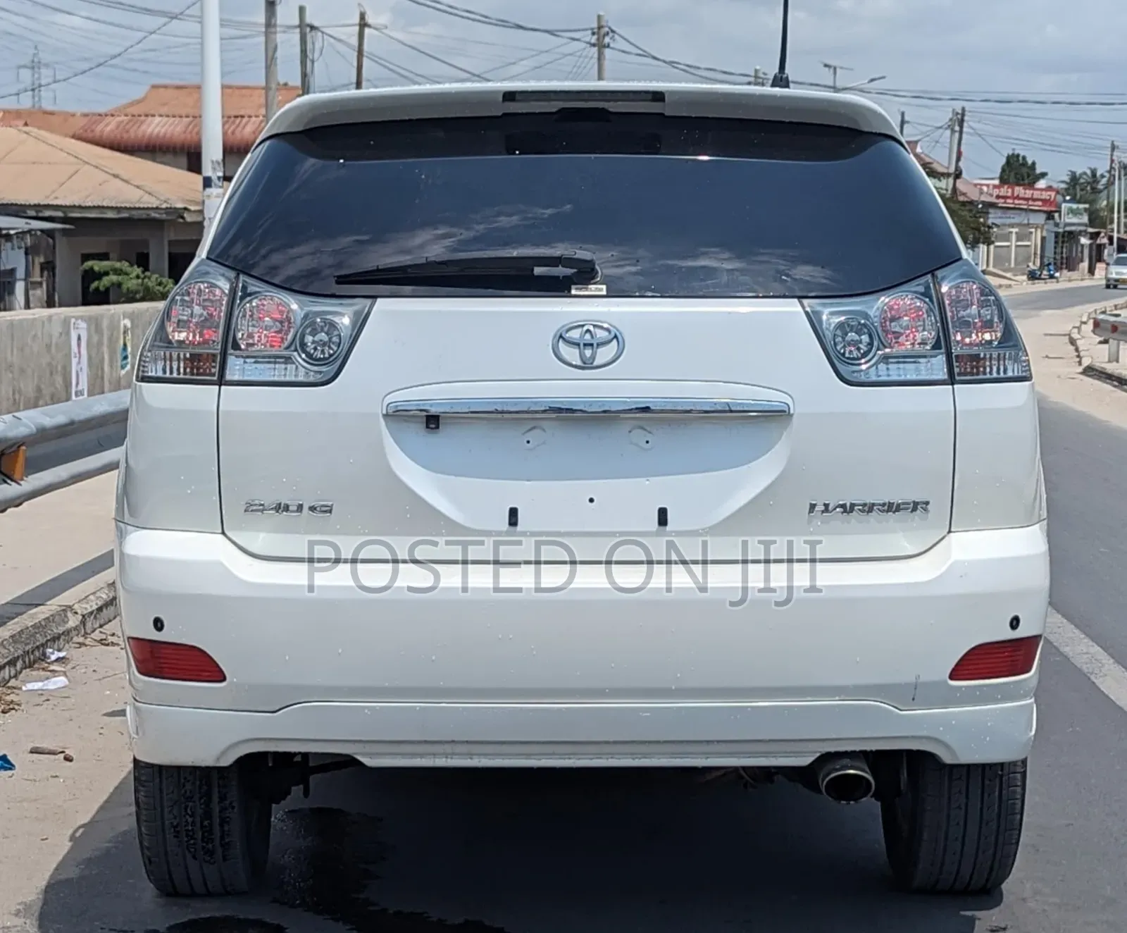 Toyota Harrier 2007 White