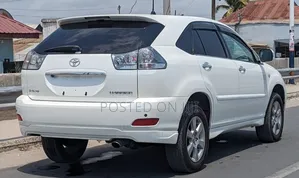 Toyota Harrier 2007 White