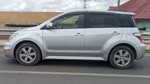 Toyota IST 2005 Silver