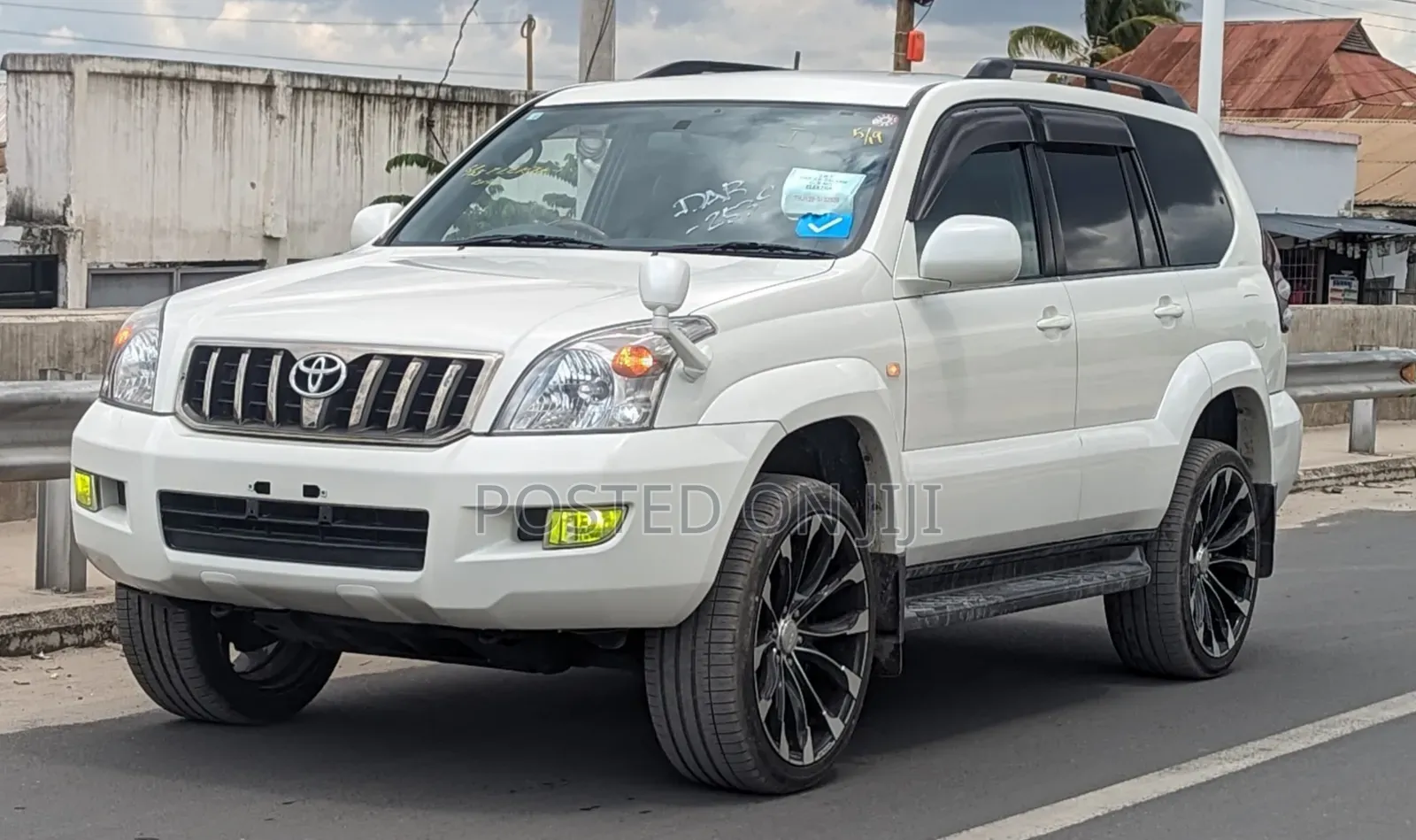 Toyota Land Cruiser 2008 White