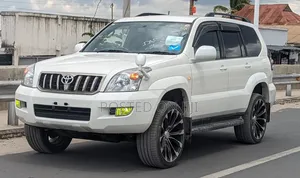 Toyota Land Cruiser 2008 White