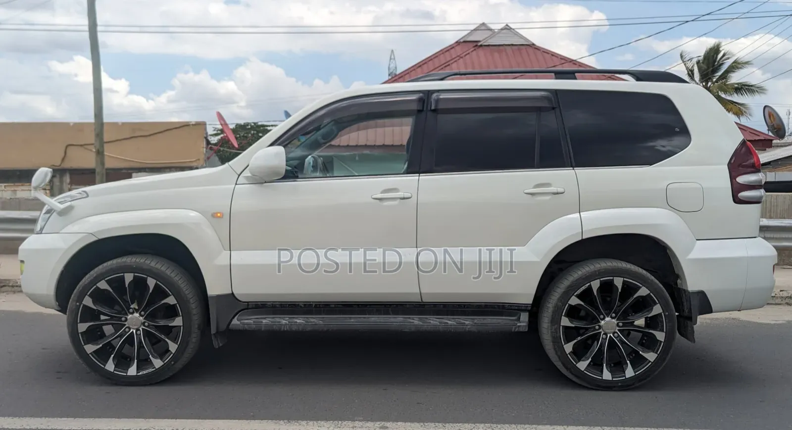 Toyota Land Cruiser 2008 White