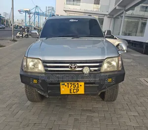 Toyota Land Cruiser 90 1997 Gray
