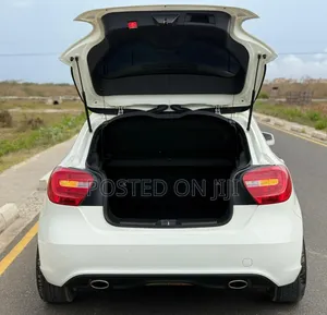 Mercedes-Benz A-Class 2014 White