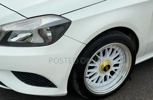 Mercedes-Benz A-Class 2014 White