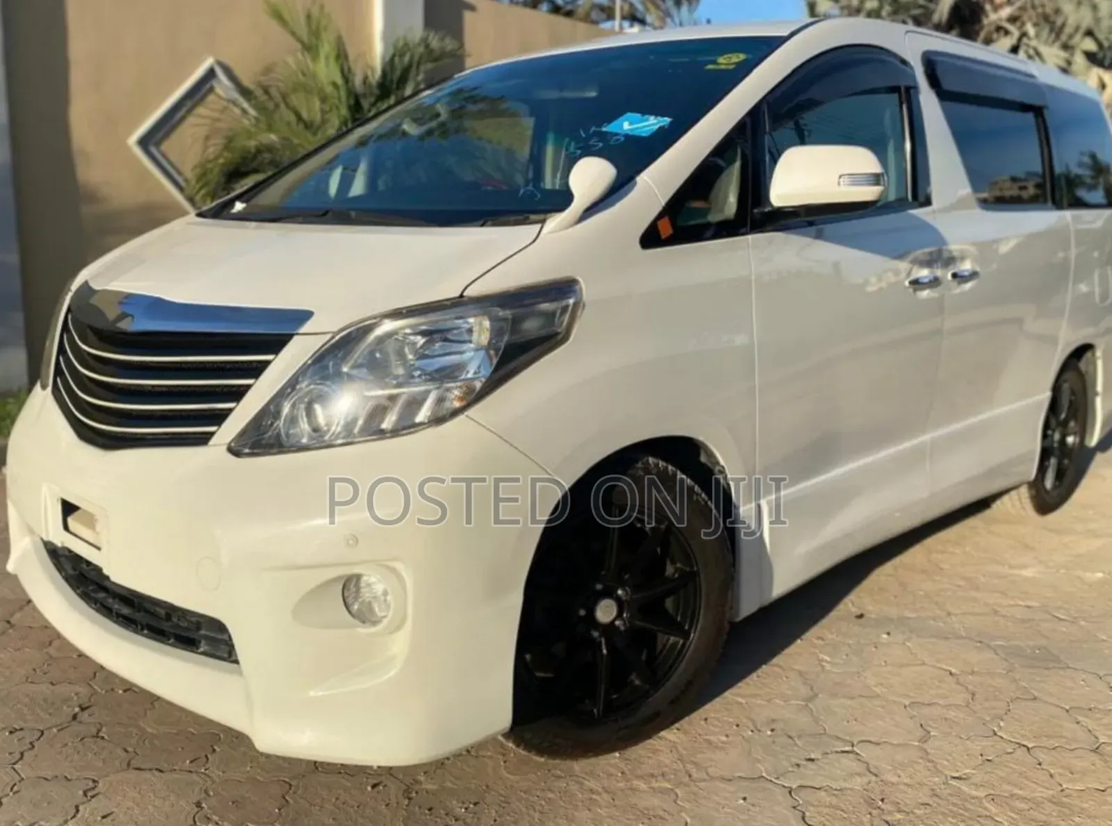 Toyota Alphard 2009 White