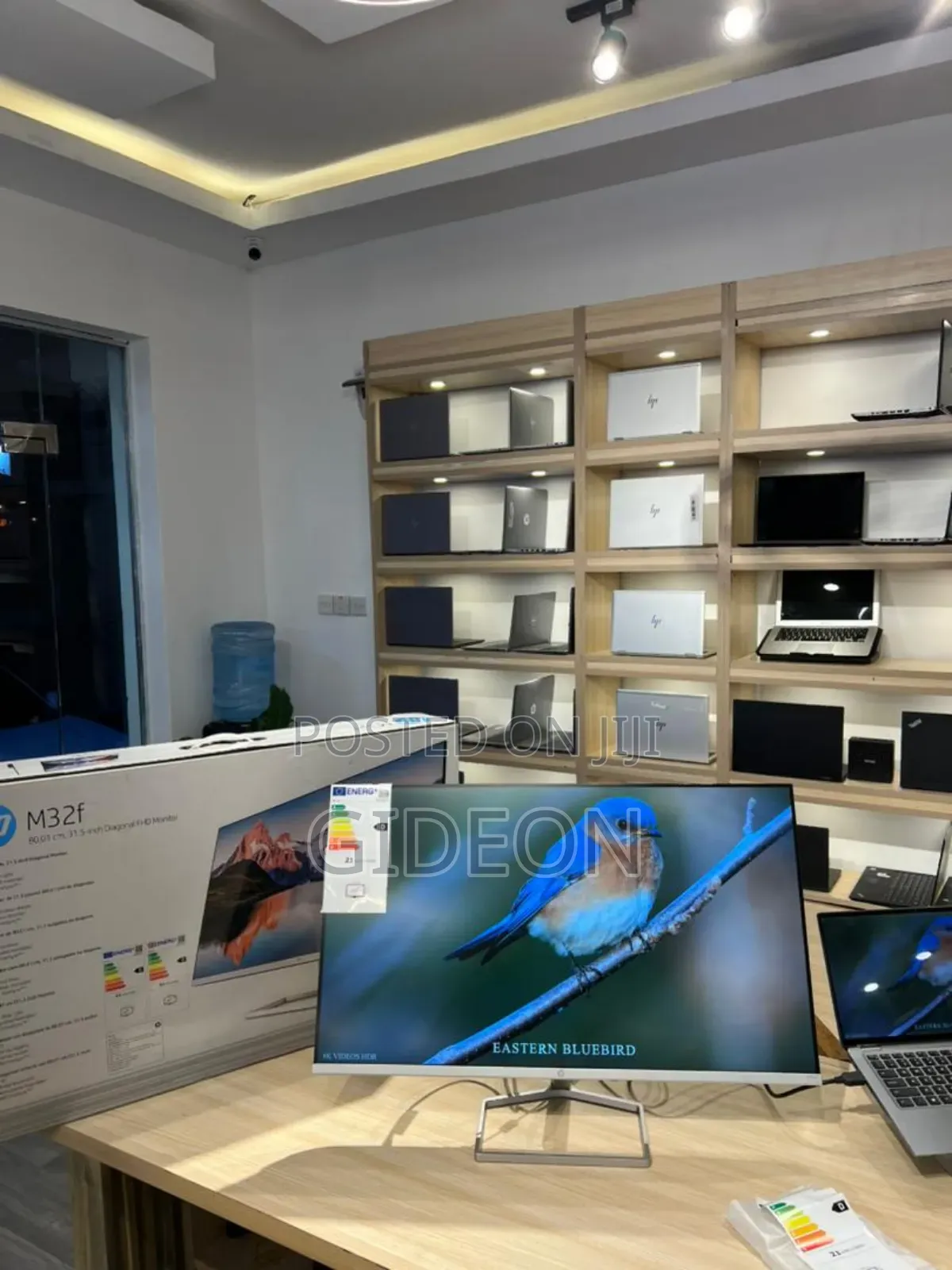 New Hp M32f (32" Inches) Frameless Monitor