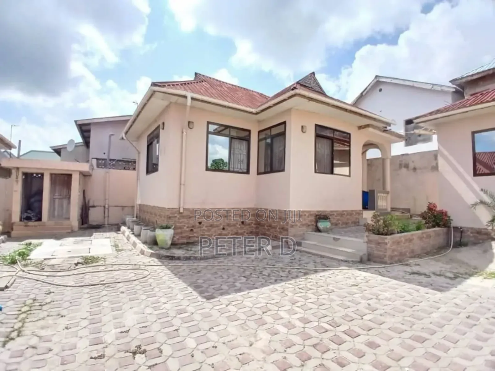 2bdrm Apartment in Kimara for rent