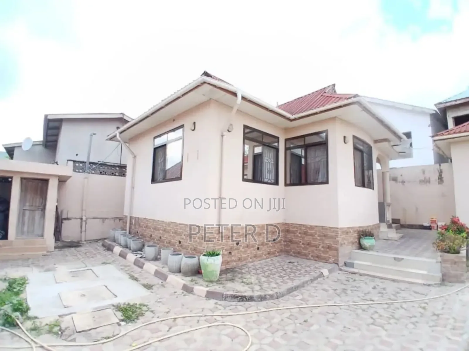 2bdrm Apartment in Kimara for rent