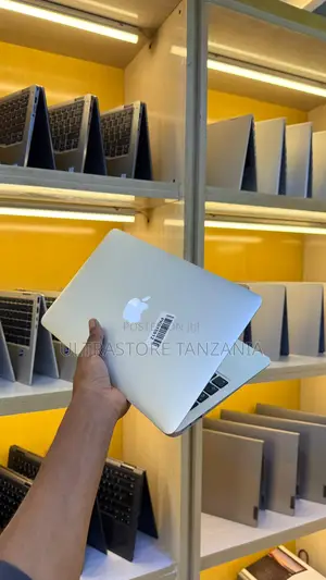 New Laptop Apple MacBook Air 2015 8GB Intel Core I5 SSD 256GB
