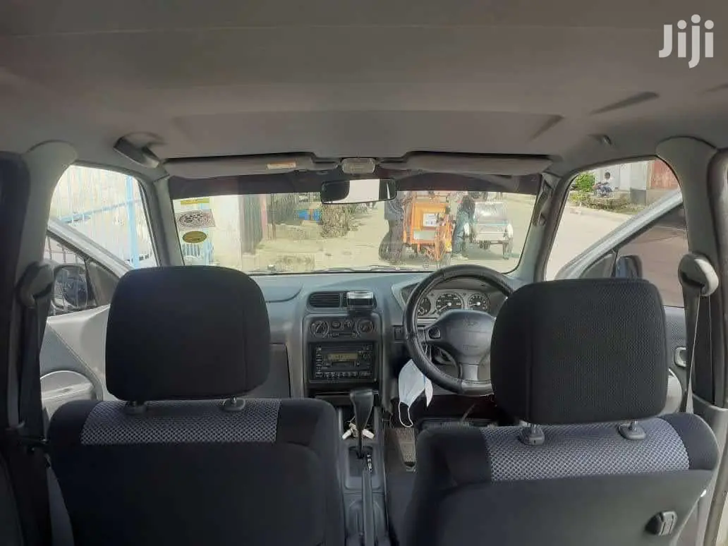 Daihatsu Terios 2011 Silver