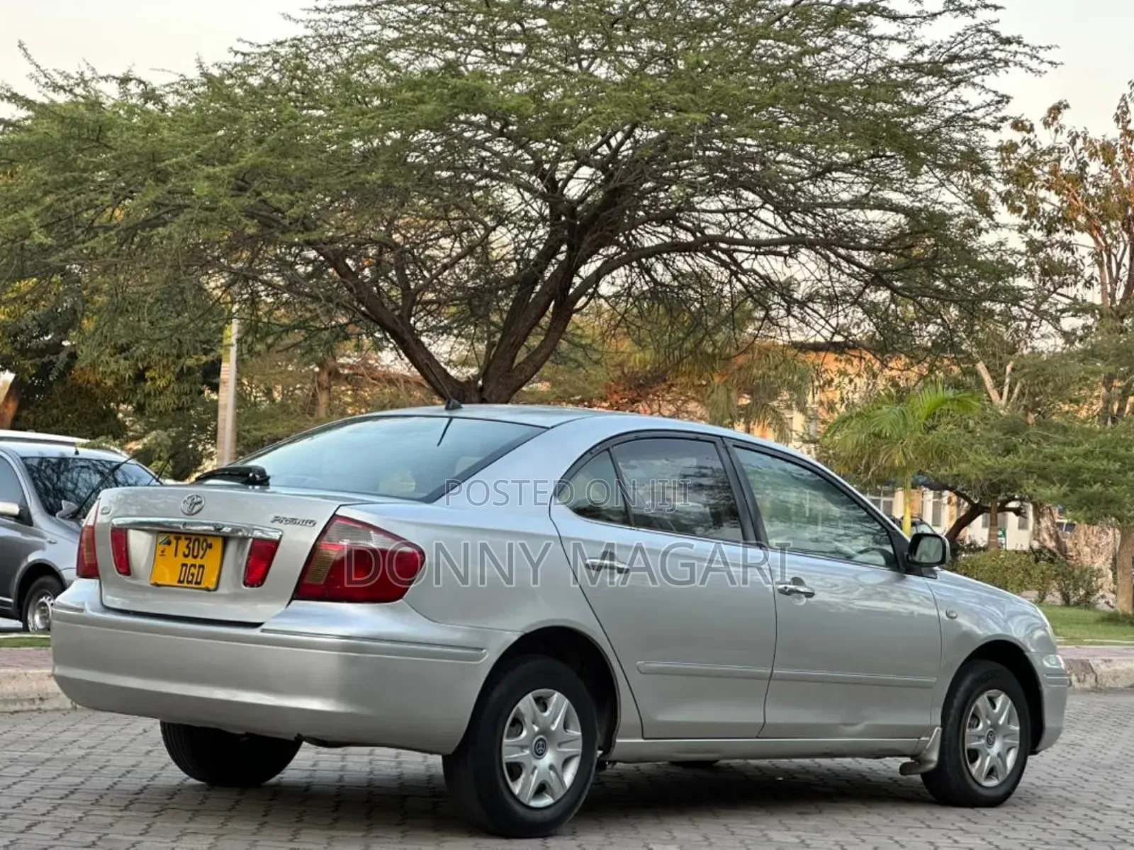Toyota Premio 2005 Silver