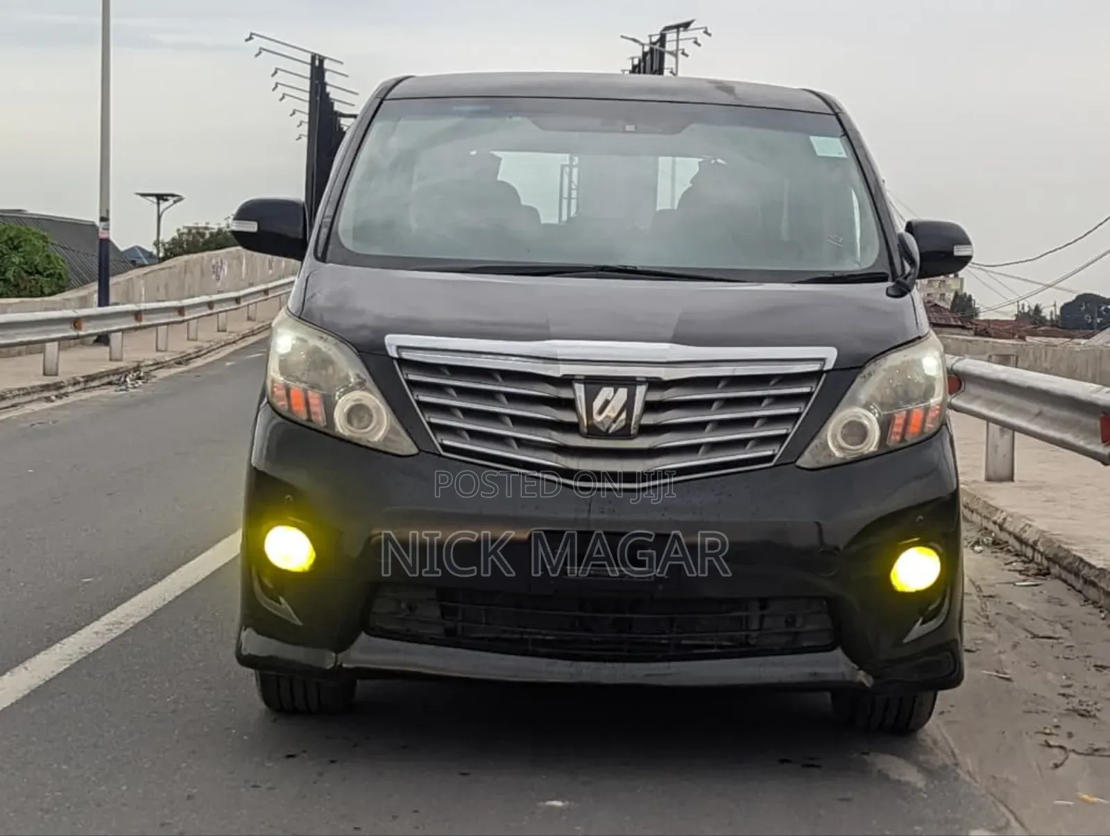 Toyota Alphard 2011 Black