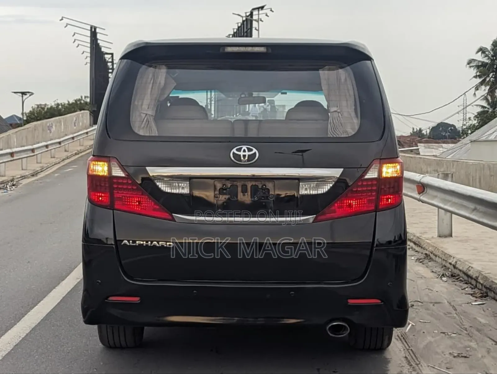 Toyota Alphard 2011 Black