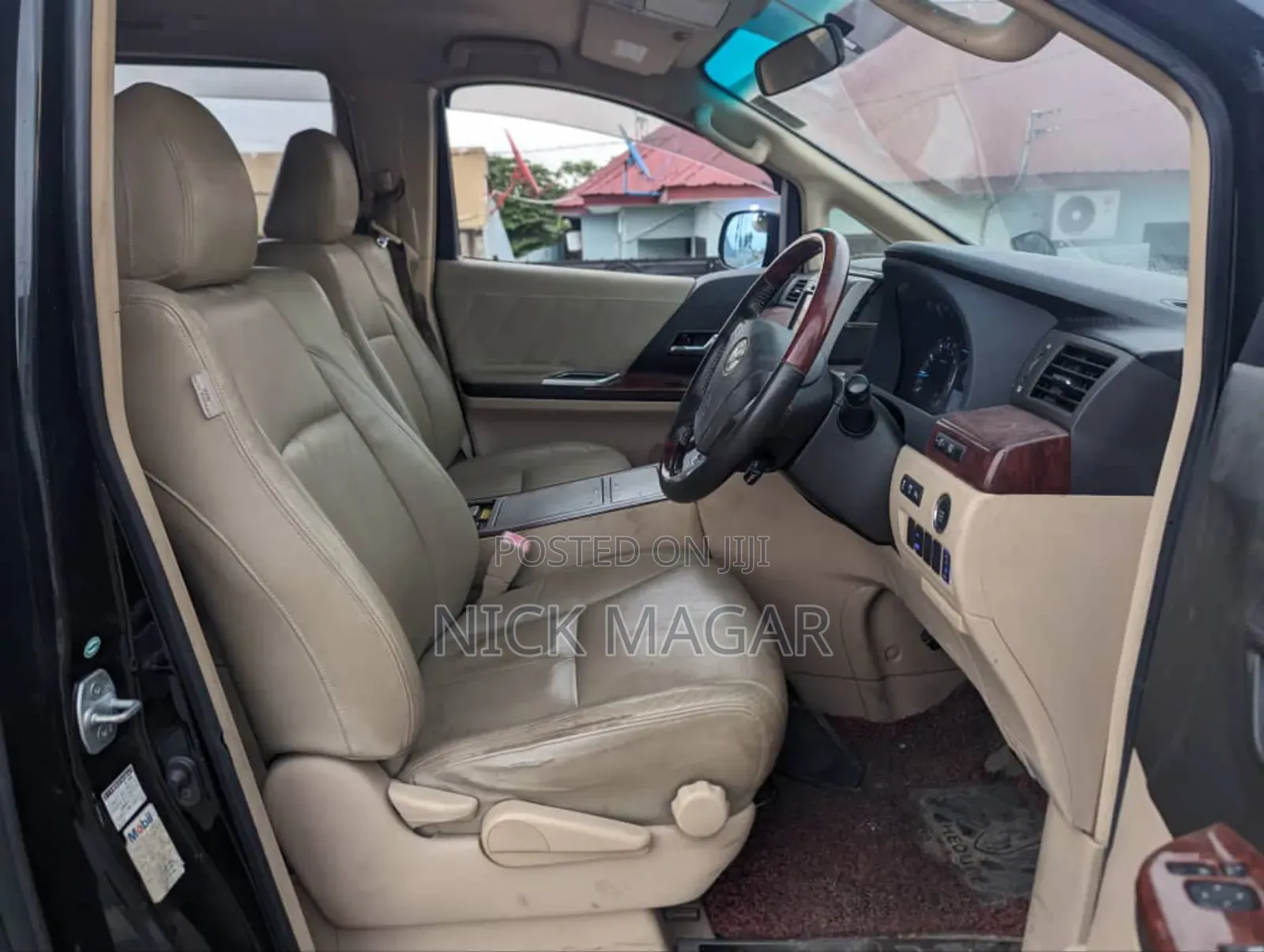 Toyota Alphard 2011 Black