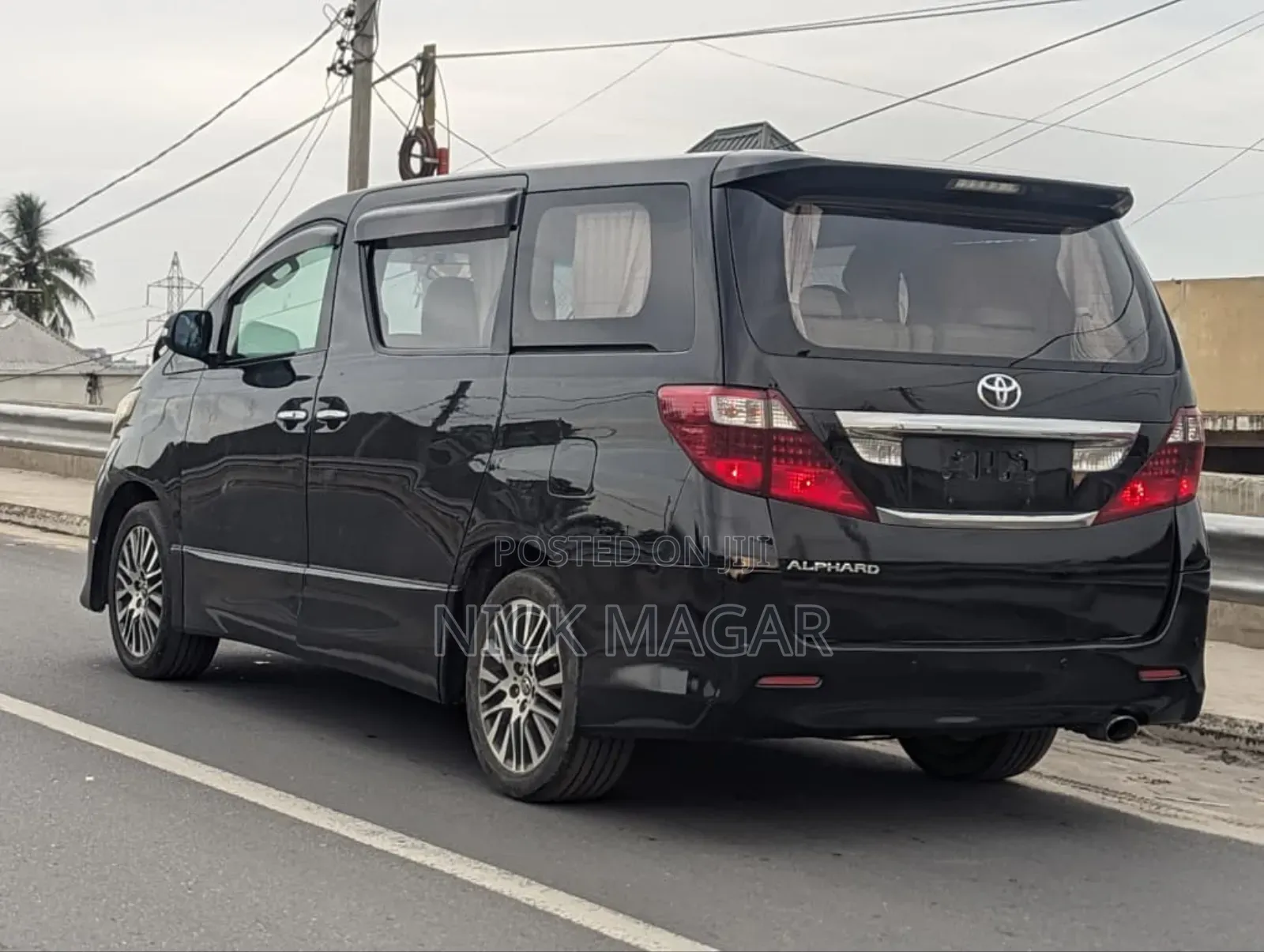Toyota Alphard 2011 Black