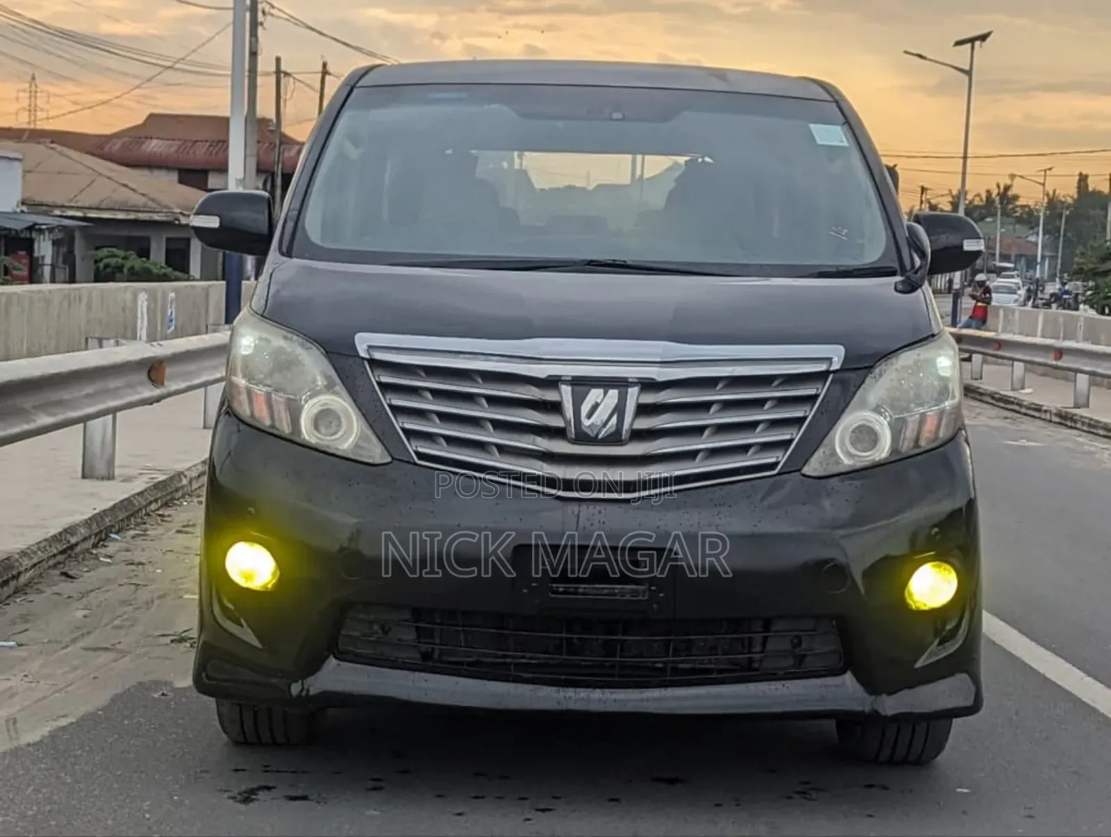 Toyota Alphard 2011 Black
