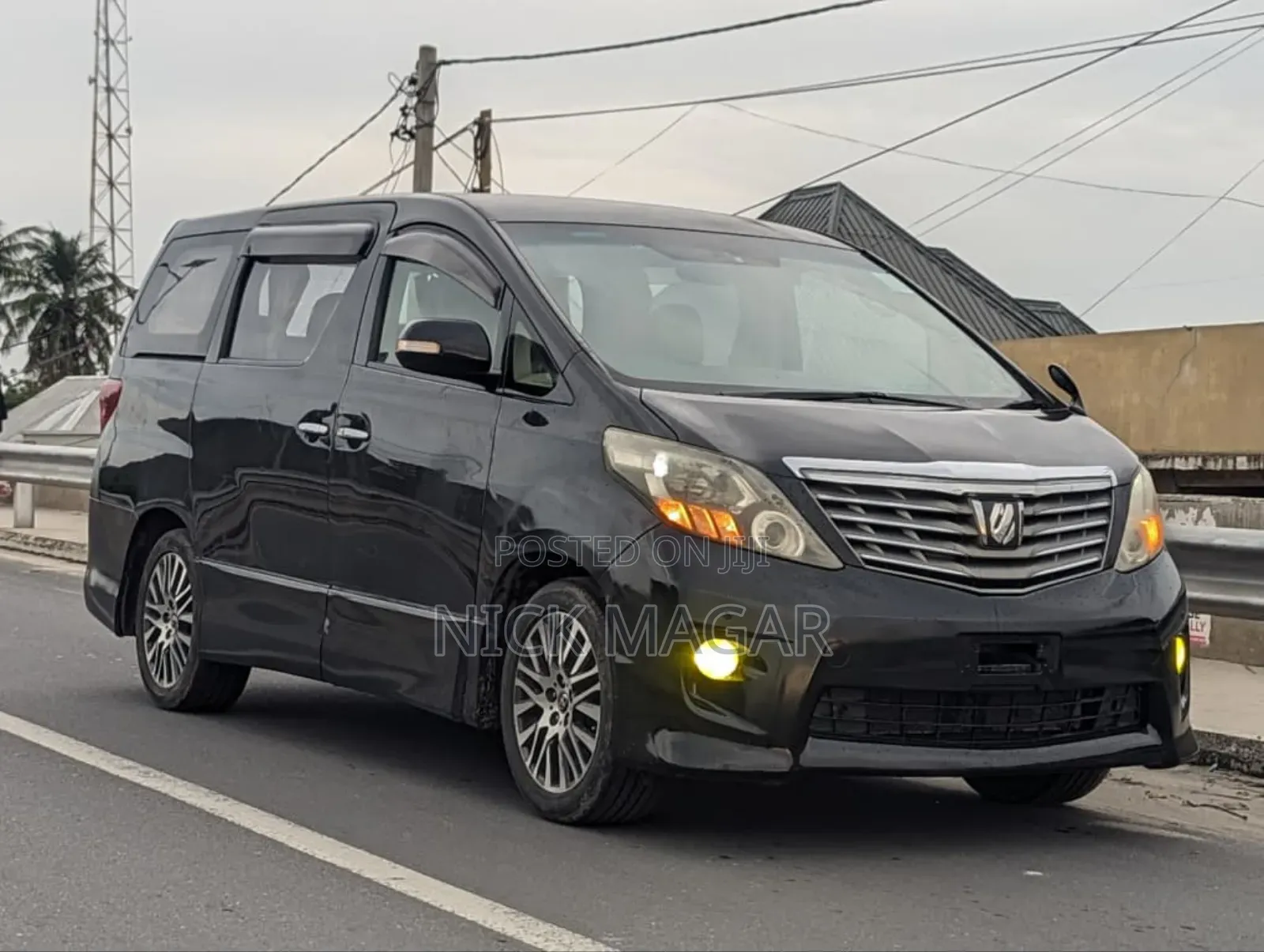 Toyota Alphard 2011 Black