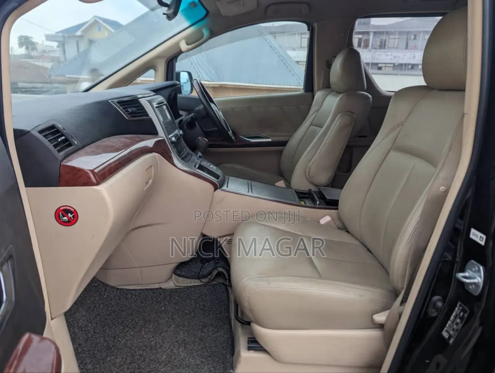 Toyota Alphard 2011 Black