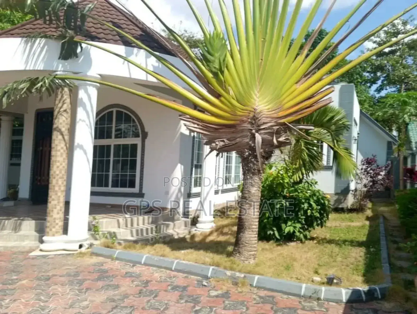 4bdrm House in Boko Beach, Kinondoni for sale