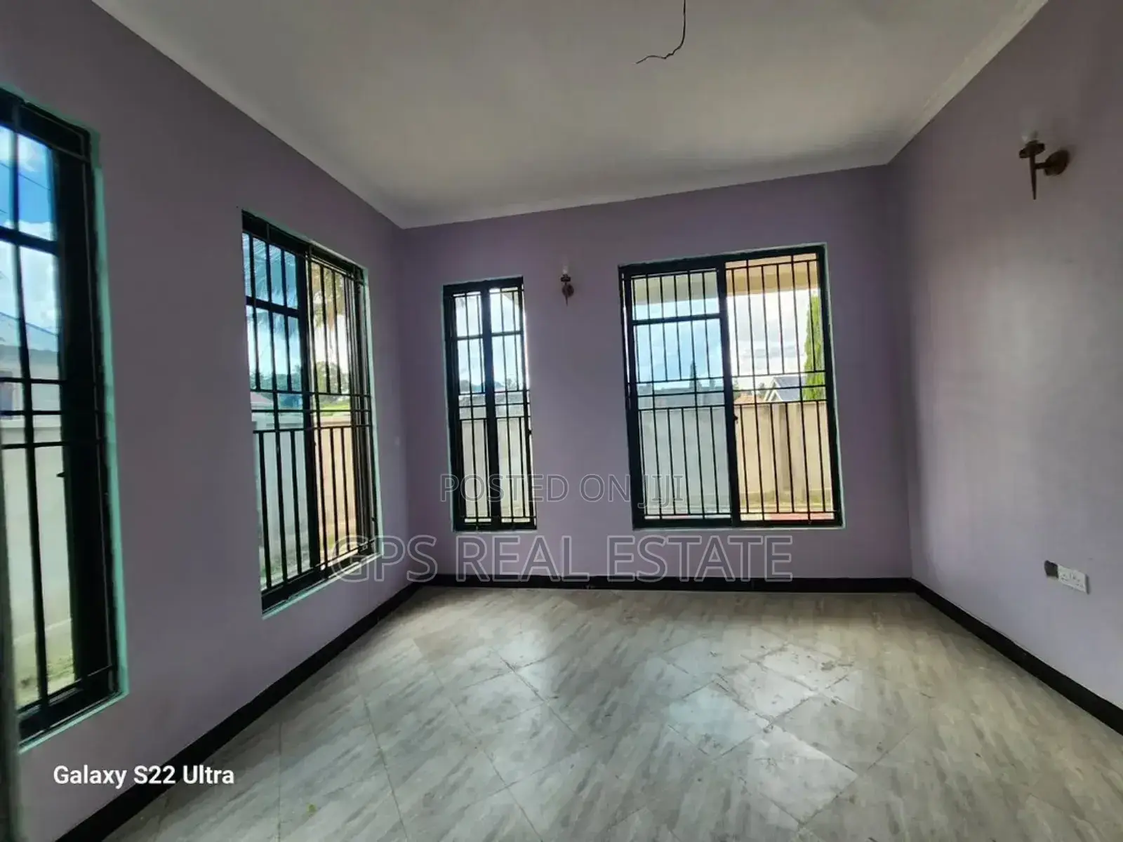 4bdrm House in Boko Beach, Kinondoni for sale