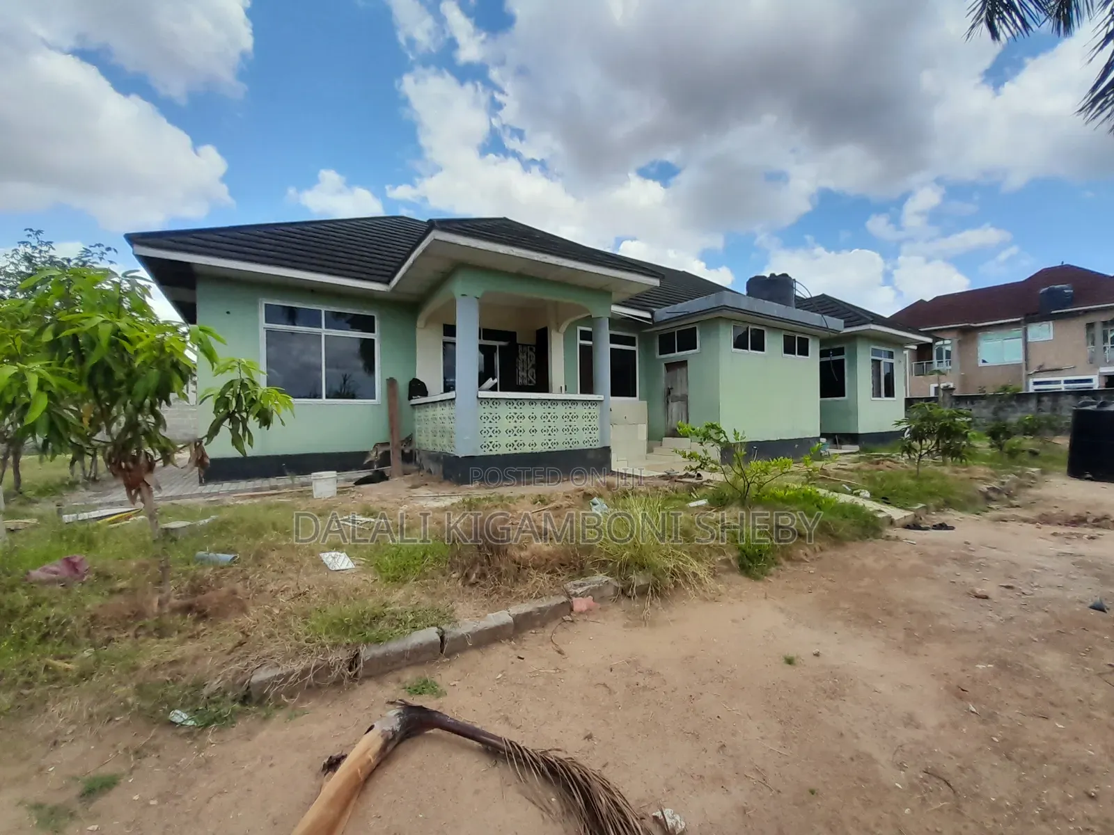 8bdrm House in Kigamboni Kibada for rent