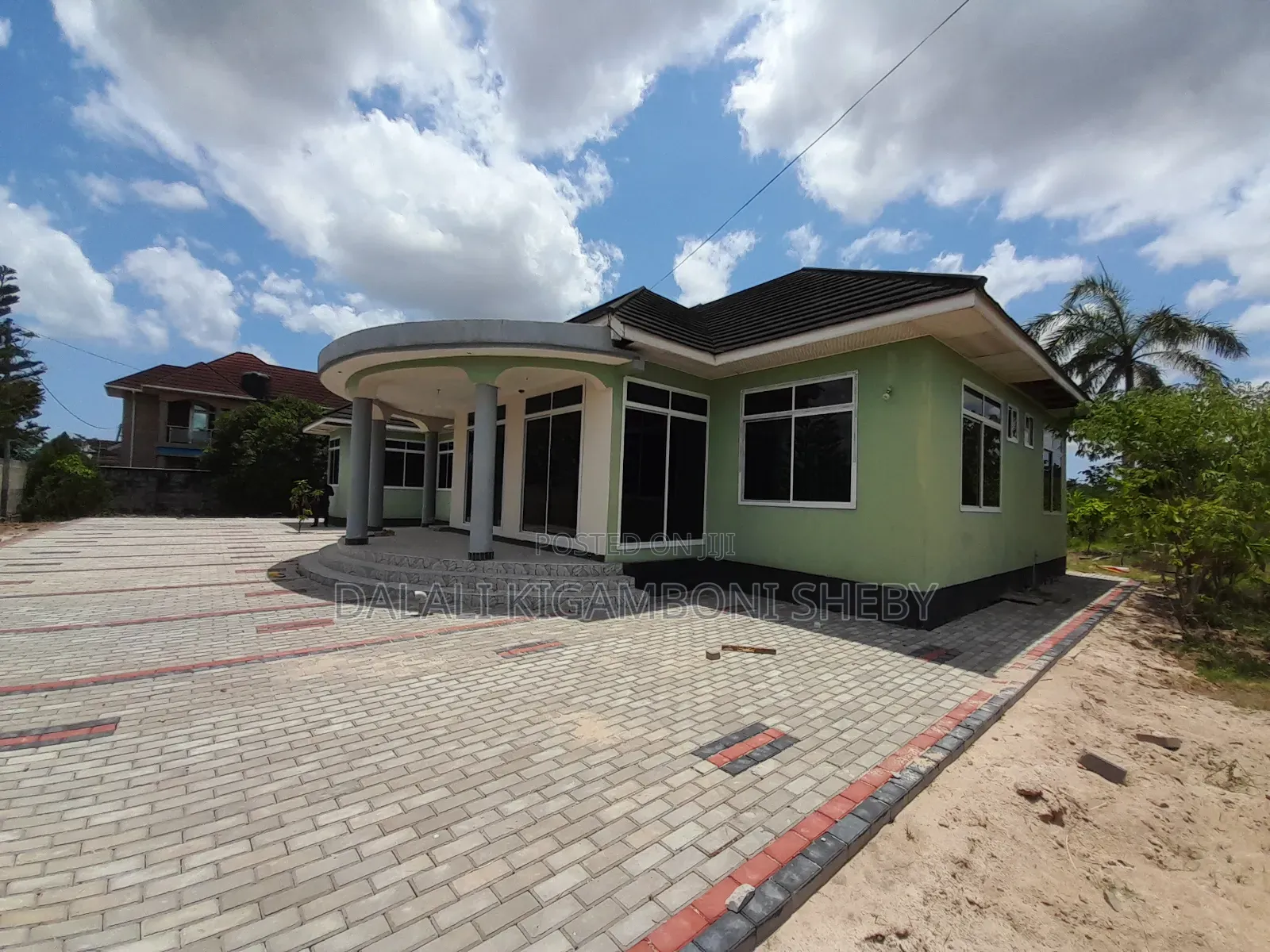8bdrm House in Kigamboni Kibada for rent