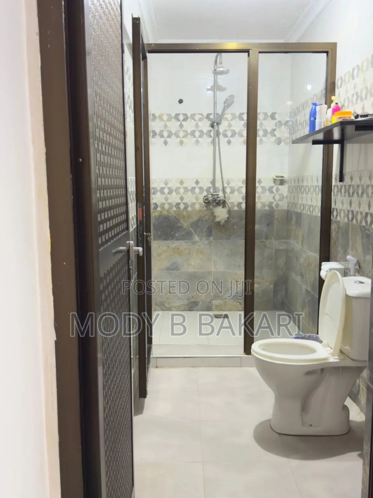 Furnished 3bdrm Apartment in Oyster Bay for rent